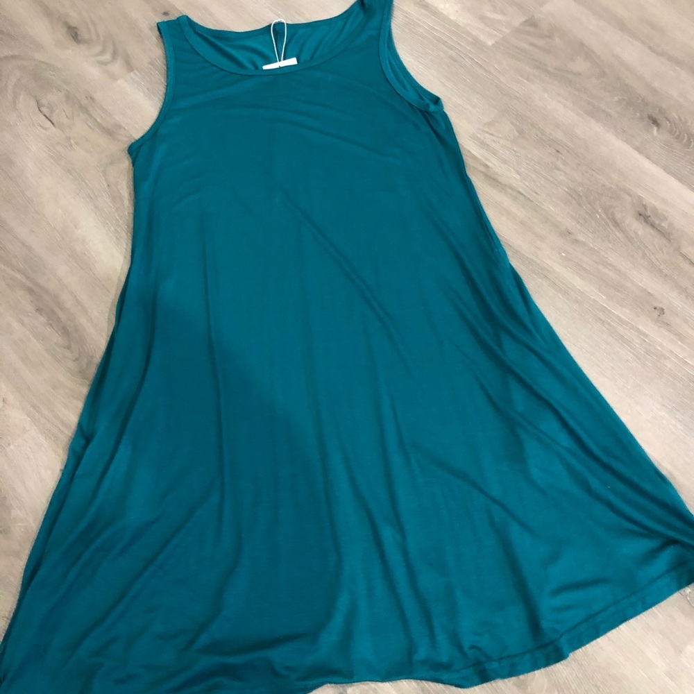 ☀️beautiful flowy feel dress